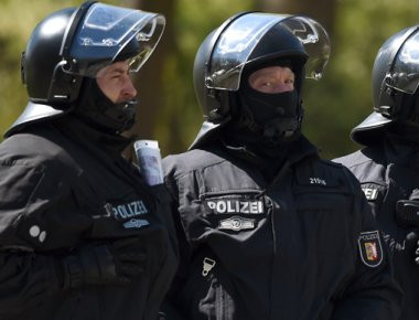 54χρονος αυτοπυρπολήθηκε έξω από το Δημαρχείο στο Μόναχο